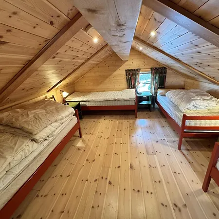Koselig Med Usjenert Og Solrik Beliggenhet Holiday home