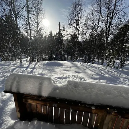 Cozy On With Jacuzzi, 5 Min To Slopes يالو