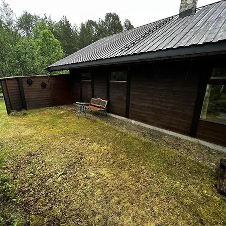Koselig Med Usjenert Og Solrik Beliggenhet *