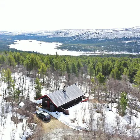 Koselig Med Usjenert Og Solrik Beliggenhet Holiday home